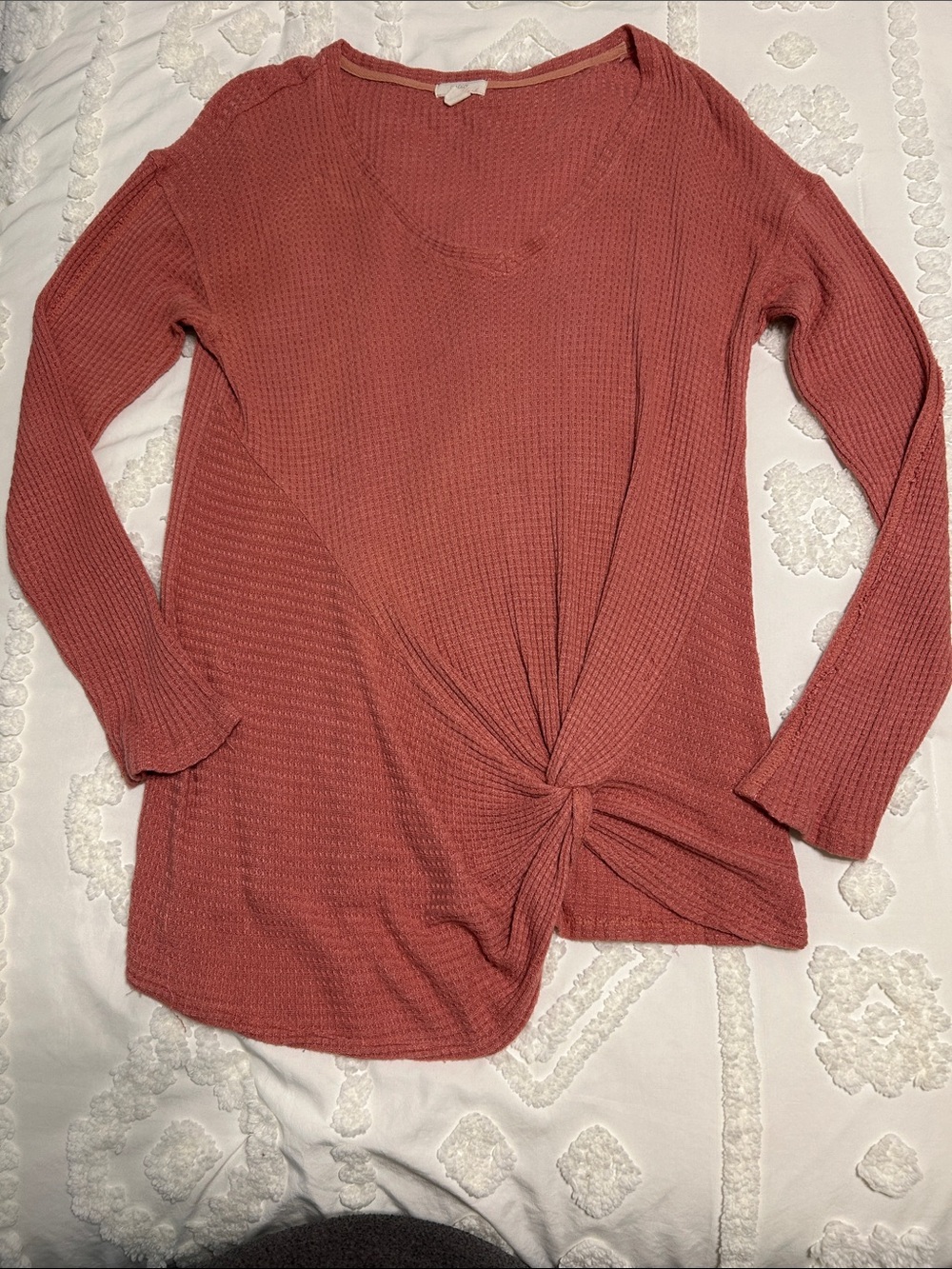 Cupio Mauve Rose Twist-Front Waffle Knit Top